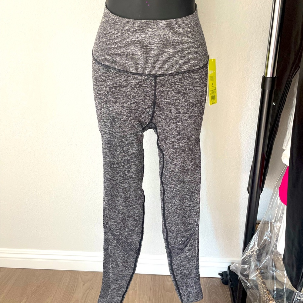 All In Motion Workout High Waisted Seamless tights / leggings XS